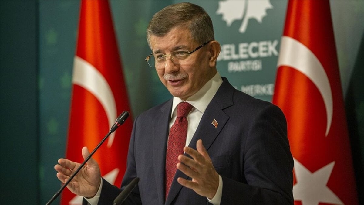 Davutoğlu’ndan Dikkat Çeken Açıklama: “Maddi Sıkıntılar Yaşıyorum” Dedi, Detayları Anlattı