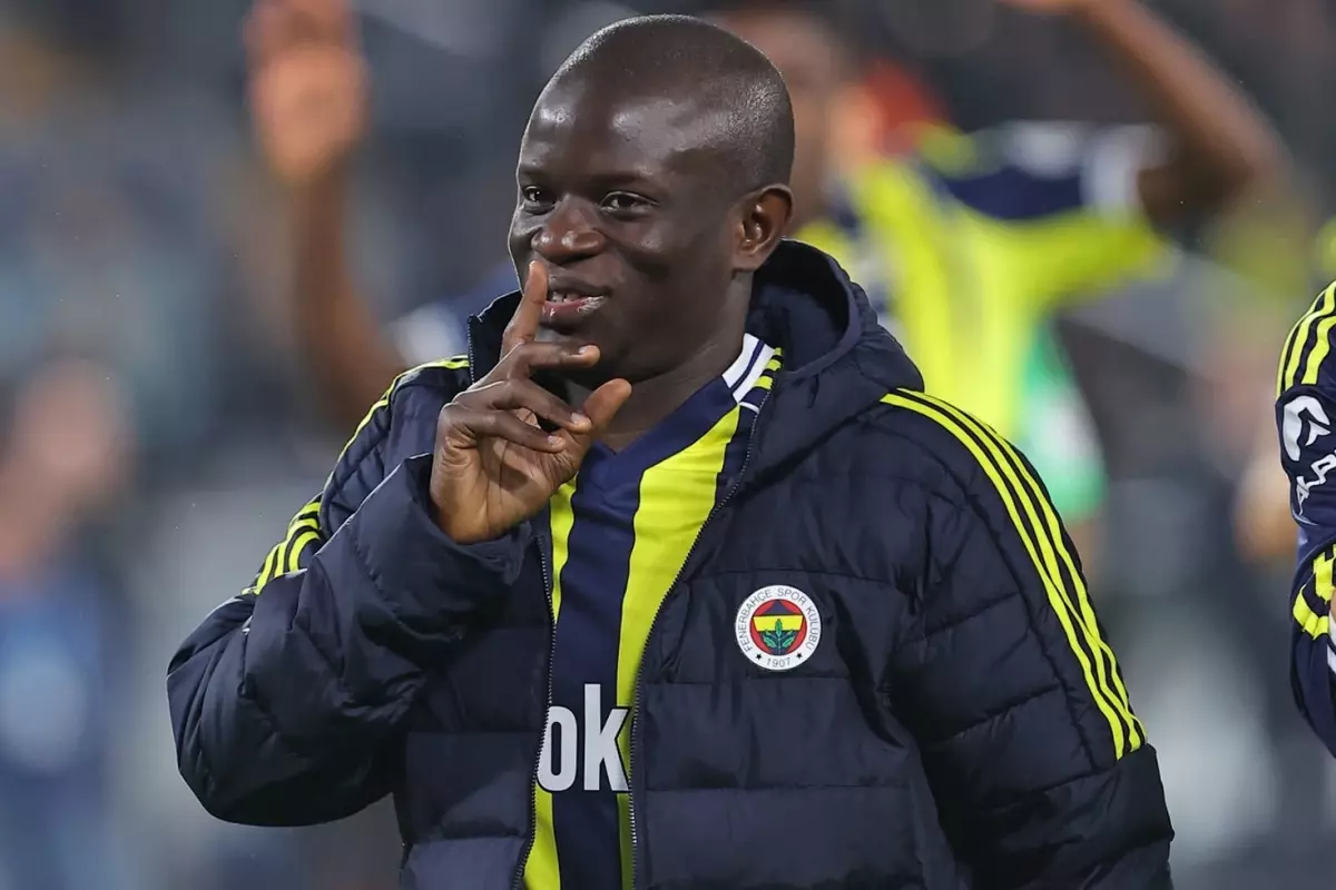 Kante Sinyali Kadikoy’u Karistirdi: Fenerbahce’de Nottingham Forest Maci Oncesi Kritik Antrenman Detayi