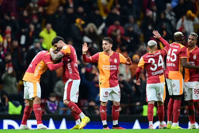 Galatasaray Kayserispor karşısında güle oynaya kazandı