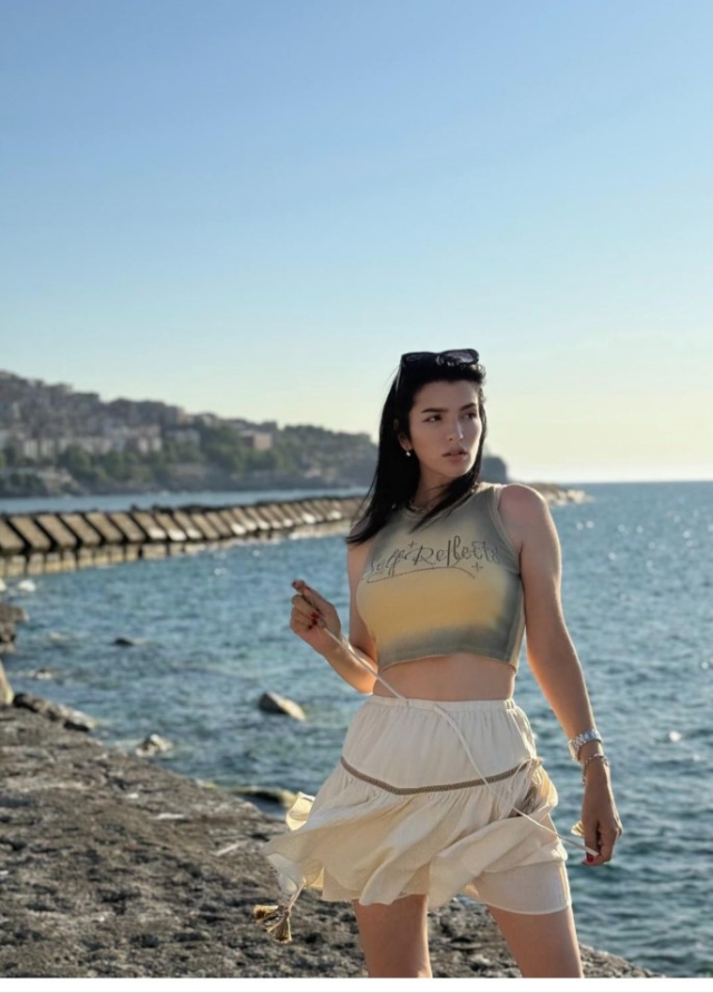 Aleyna Tilki'nin annesi Instagram'da abonelik sistemini açtı