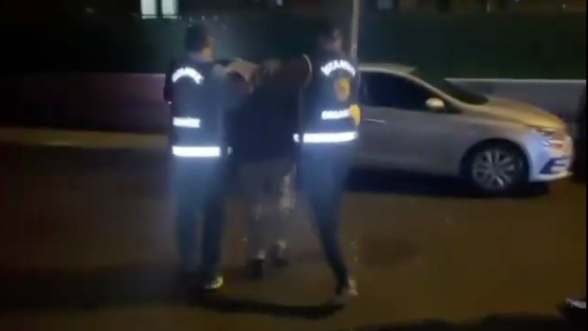 İstanbul’da Yasa Dışı Silah İmalathanesine Baskın: Yüzlerce Tabanca ve Parça Ele Geçirildi