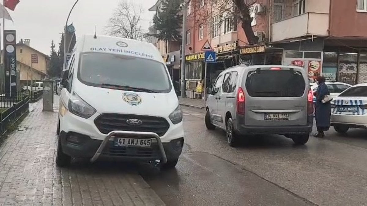 Kocaeli Gebze’de İstasyonda Silahlı Saldırı: Boşanma Sürecindeki Kadın Hayatını Kaybetti, Şüpheli Yakalandı