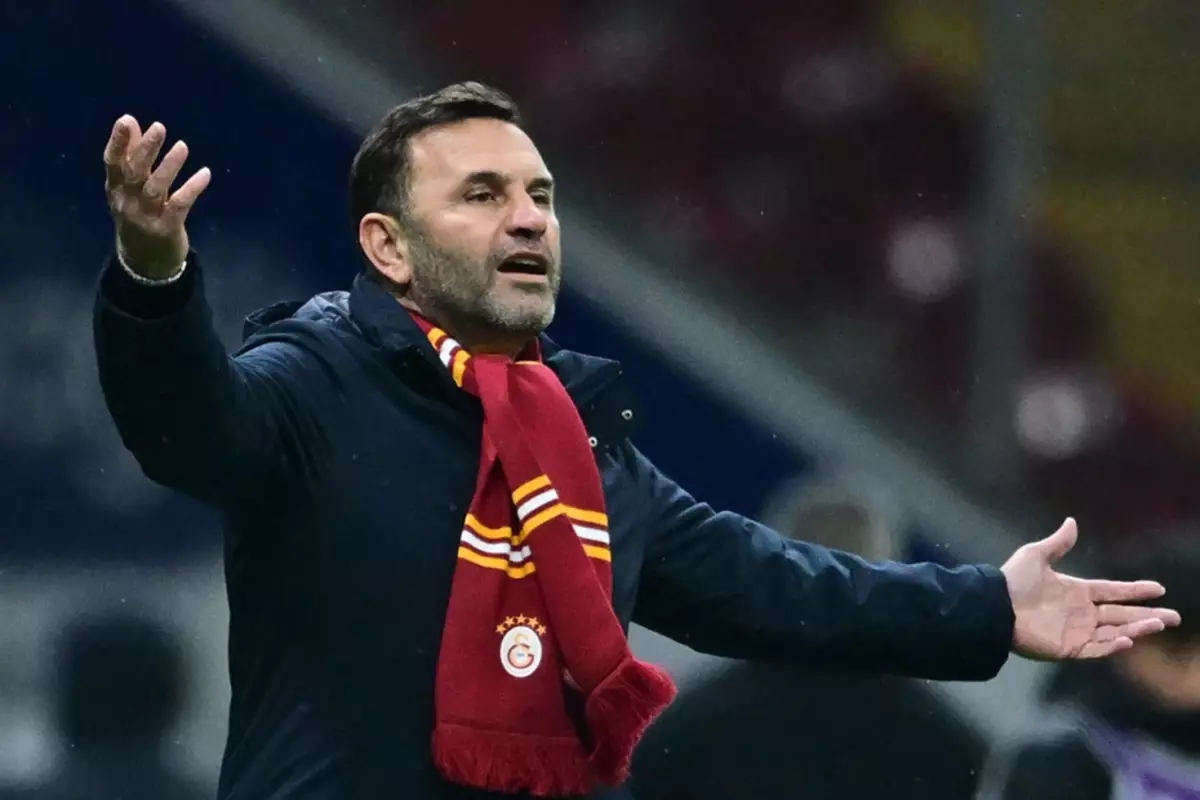 Okan Buruk: Mauro Icardi Galatasaray’da kalacak