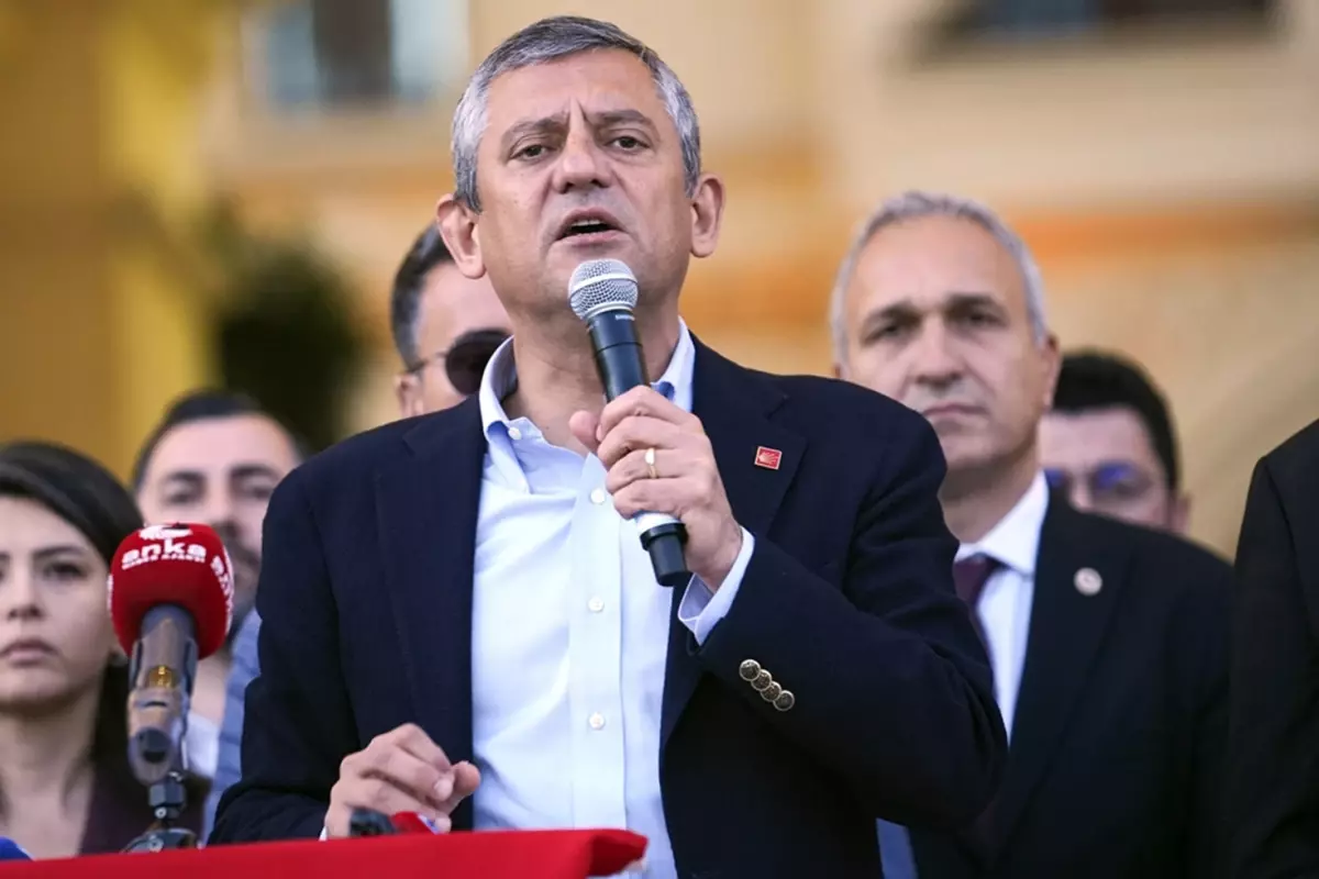Miting Konuşması Gündem Oldu: Özgür Özel Hakkında Resen Soruşturma Başlatıldı