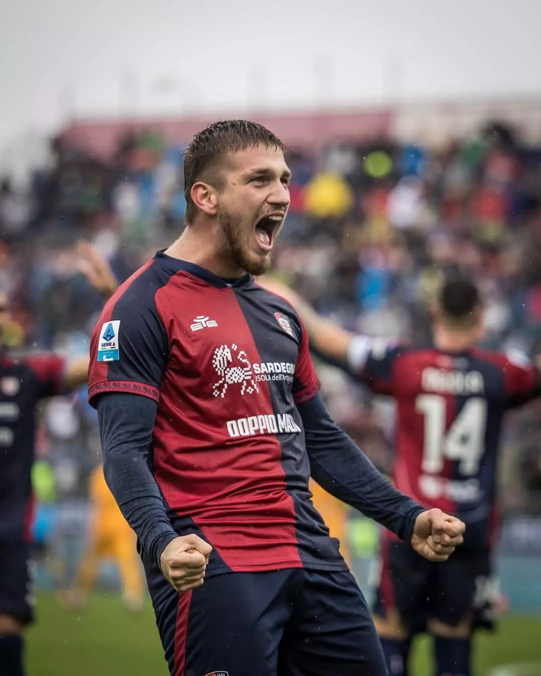 Semih Kılıçsoy un jeneriklik golüyle Cagliari, Verona ya tarihi bir ders verdi! 3