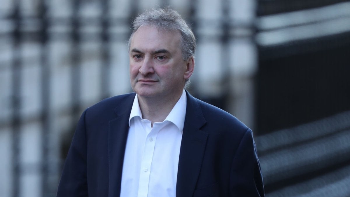 Epstein Belgeleri İngiltere’yi Karıştırdı: Kabine Sekreteri Chris Wormald Görevini Bıraktı